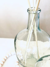 Load image into Gallery viewer, Glass Bottle Neck Vase For Dried Flowers Wedding Table Vase For Pampas Grass Balloon Vase Clear Glass