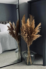 Load image into Gallery viewer, Glass Bottle Vase Small Clear Recycled Glass Vase Wedding Centrepiece Table Vase DemiJohn Glass Tabletop Vase For Dried Flowers Balloon Vase