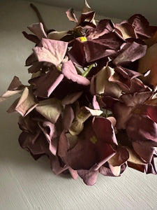 Artificial Hydrangea Dried Look Flowers Vintage Mulberry Faux Hydrangea Burgundy Flower Dried Style Autumn Winter Vase Arrangement