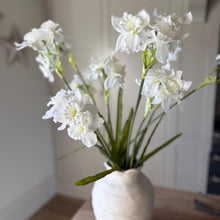 Load image into Gallery viewer, Daffodil Flowers Artificial Spring Flowers Mothers Day Gift Spring Bouquet Faux Narcissus Spray White Fake Flowers Spring Vase Arrangement