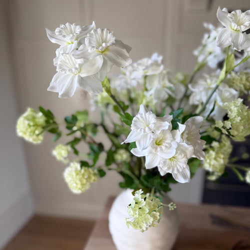 Faux White Daffodil Spray – 62cm Artificial Narcissus Flowers for Seasonal Arrangements