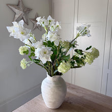 Load image into Gallery viewer, Daffodil Flowers Artificial Spring Flowers Mothers Day Gift Spring Bouquet Faux Narcissus Spray White Fake Flowers Spring Vase Arrangement