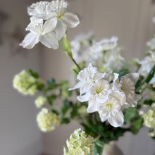 Load image into Gallery viewer, Daffodil Flowers Artificial Spring Flowers Mothers Day Gift Spring Bouquet Faux Narcissus Spray White Fake Flowers Spring Vase Arrangement
